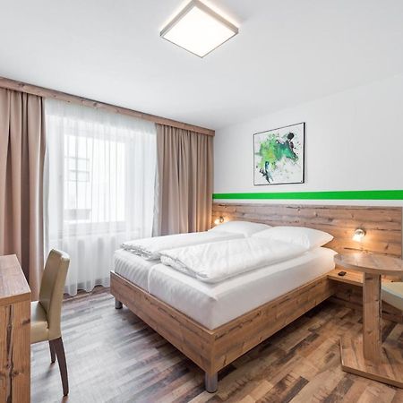 Hotel "City Rooms Wels" エクステリア 写真