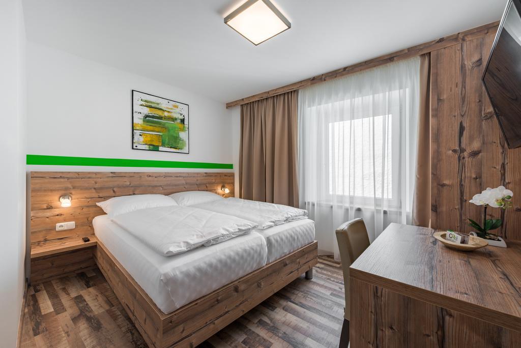 Hotel "City Rooms Wels" エクステリア 写真