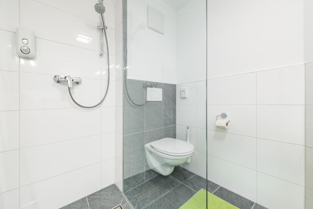 Hotel "City Rooms Wels" エクステリア 写真