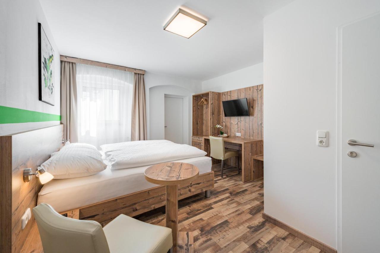 Hotel "City Rooms Wels" エクステリア 写真