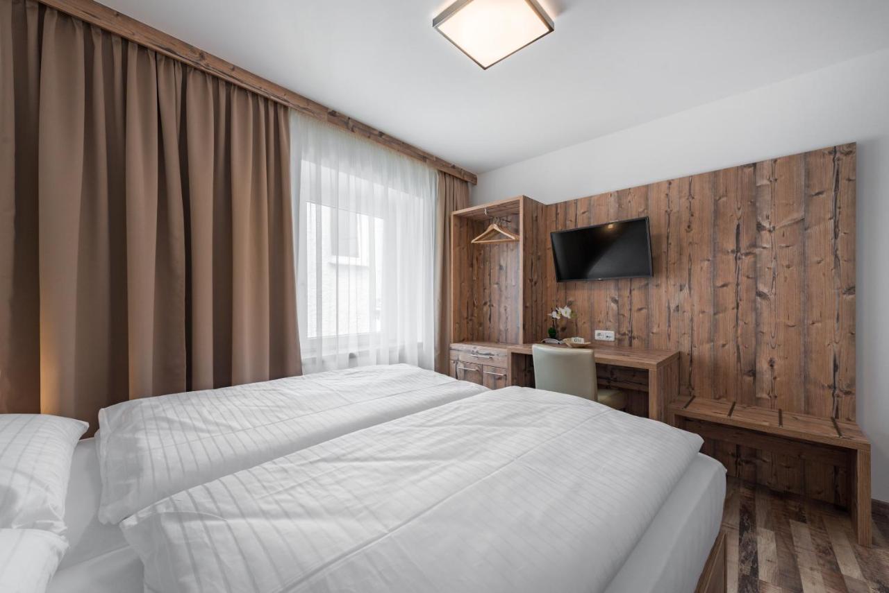 Hotel "City Rooms Wels" エクステリア 写真