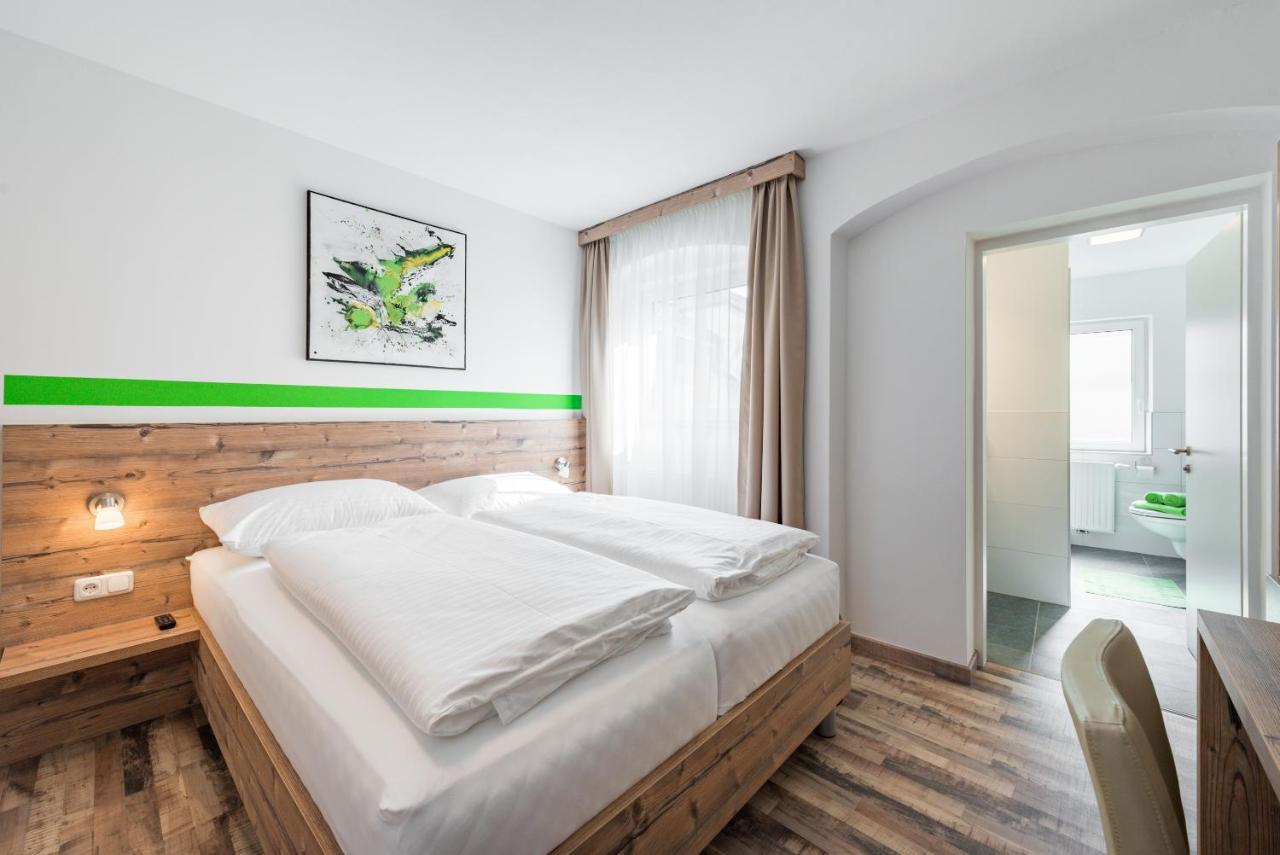 Hotel "City Rooms Wels" エクステリア 写真