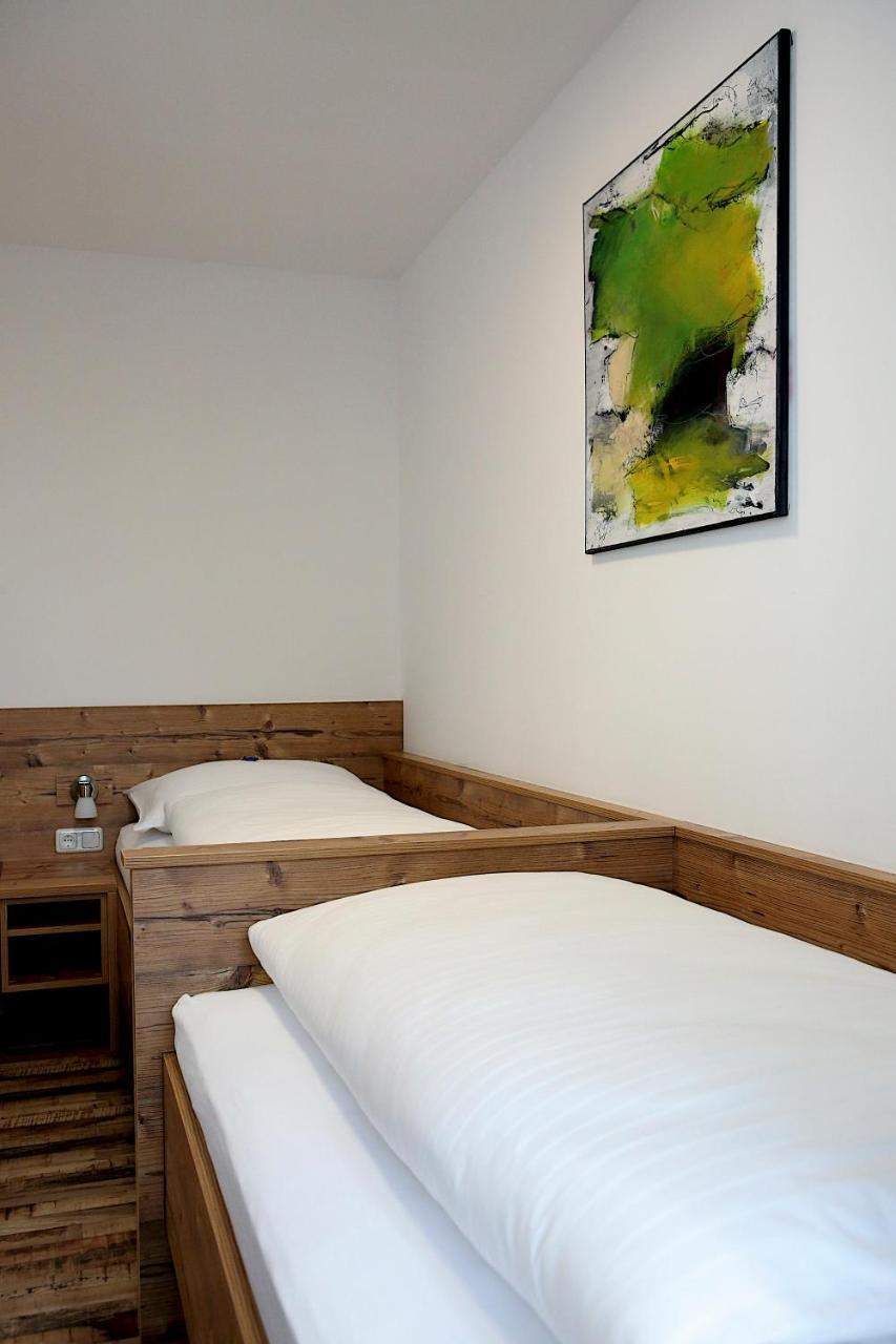 Hotel "City Rooms Wels" エクステリア 写真